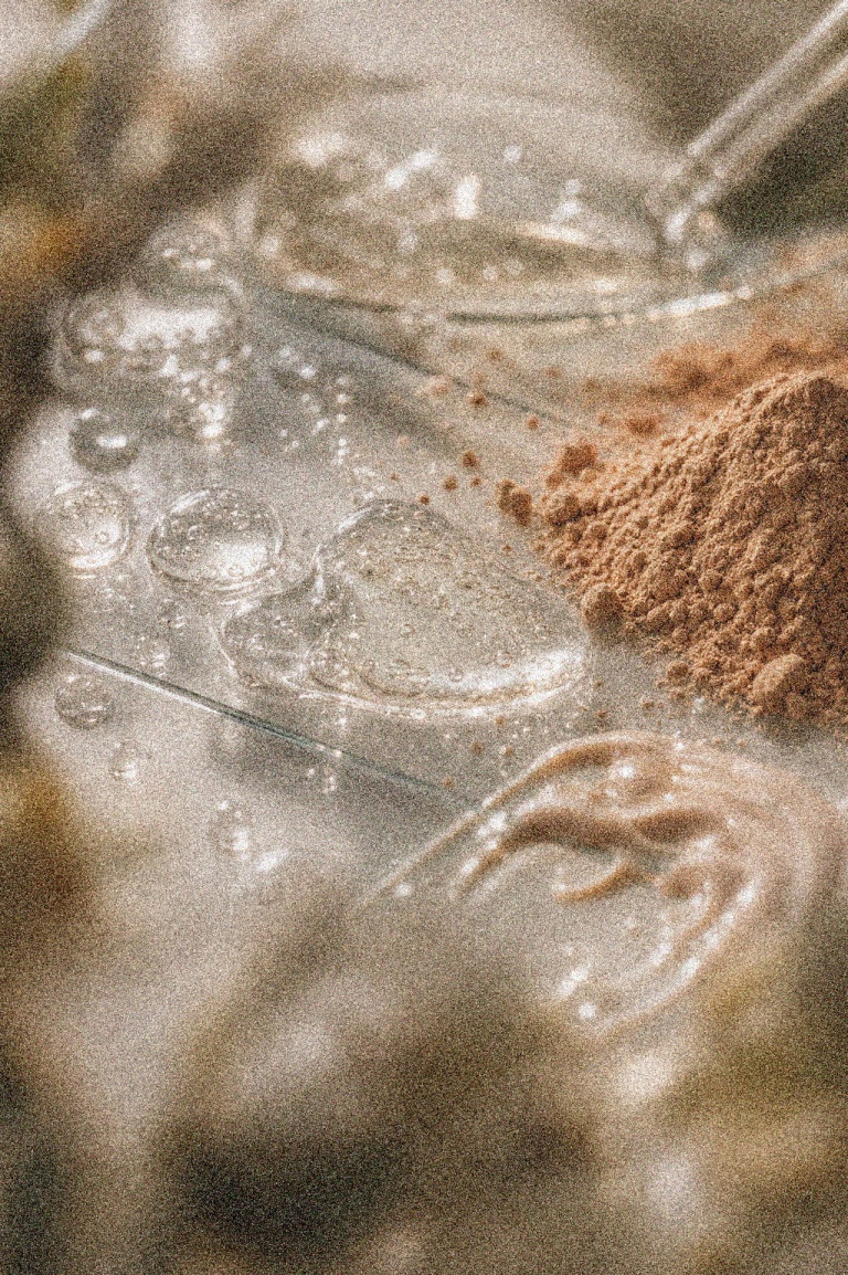 Correcting Concealer, 10 Light Warm - alternate view